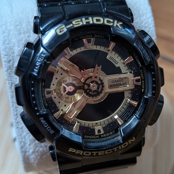 Casio G-Shock Black and Gold Watch (OS) - Picture 3 of 6